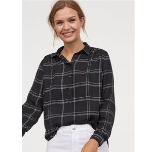 (New with tags) H&M black and white button down